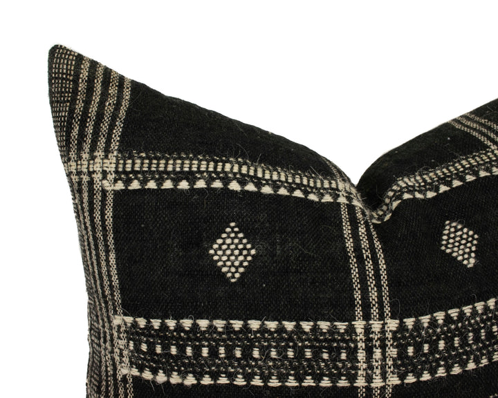 Aditi Pillow Cover Black