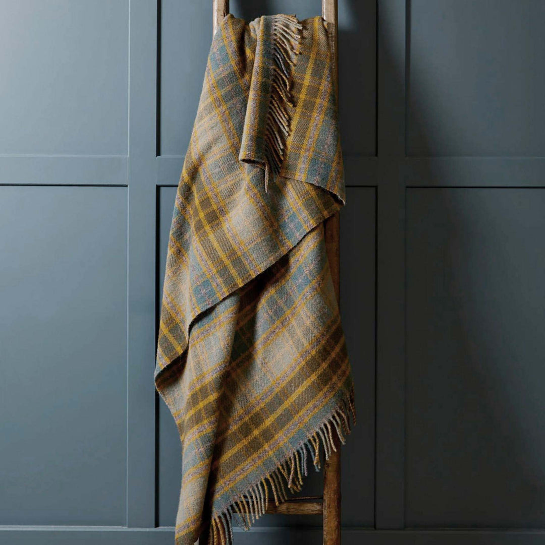 Cottage Check Pure New Wool Blanket