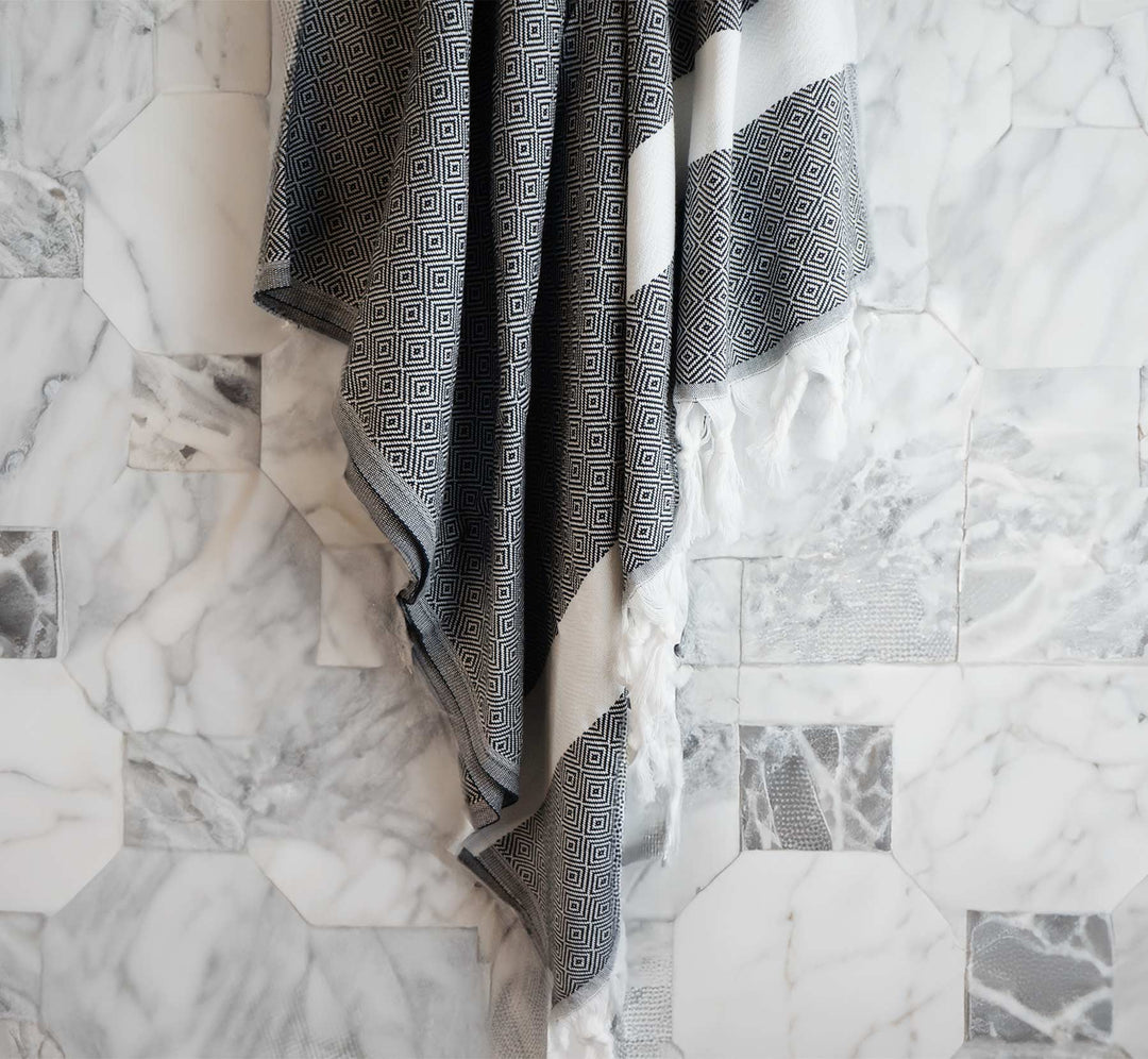 Diamonds II Peshtemal Turkish Towel